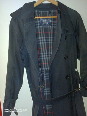 38.Vintage1980's Burberrys Trench Coat